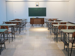 main_img